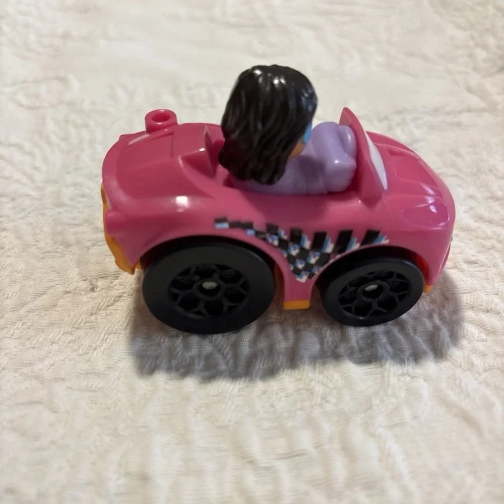 2019 Fisher Price Little People Wheelies Car Girl Pink Purple
